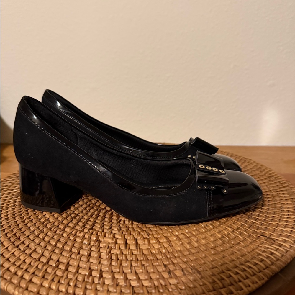 Spring Step Black Bow Block-Heel Pumps - Picture 8 of 10